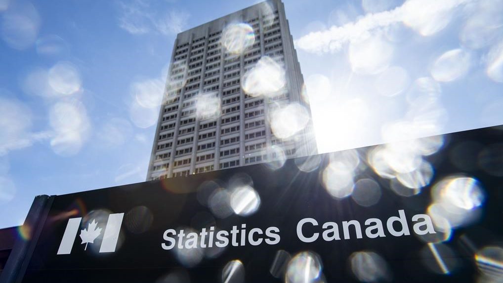 Economy grew at annualized rate of 1% in Q4, Statistics Canada says