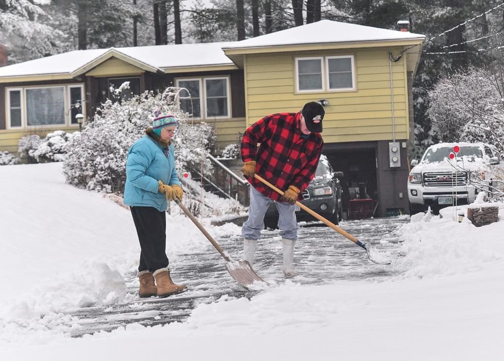 Cambridge city staff recommend cancelling expanded snow clearing service