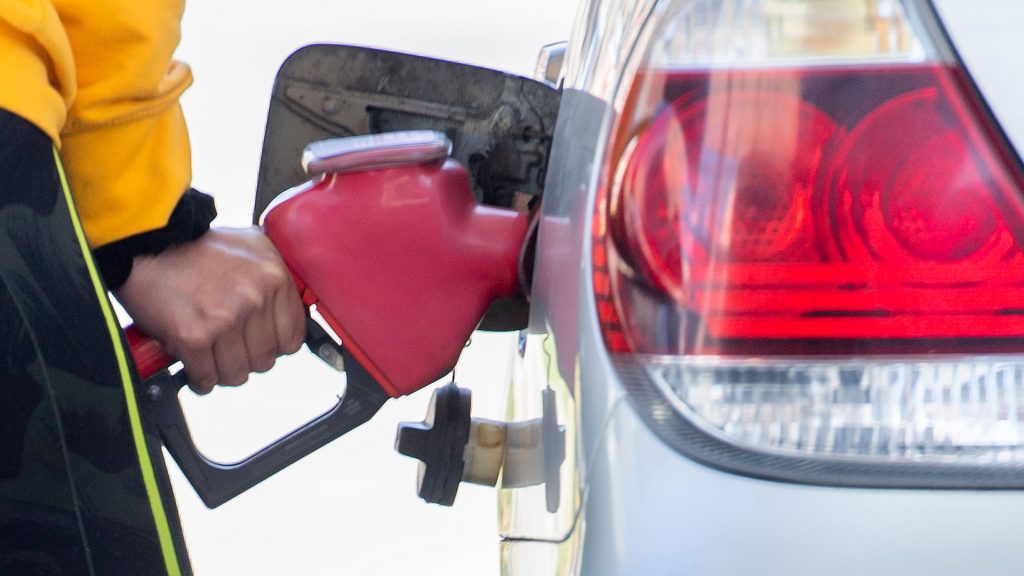 Gas prices in GTA rise 14 cents Thursday