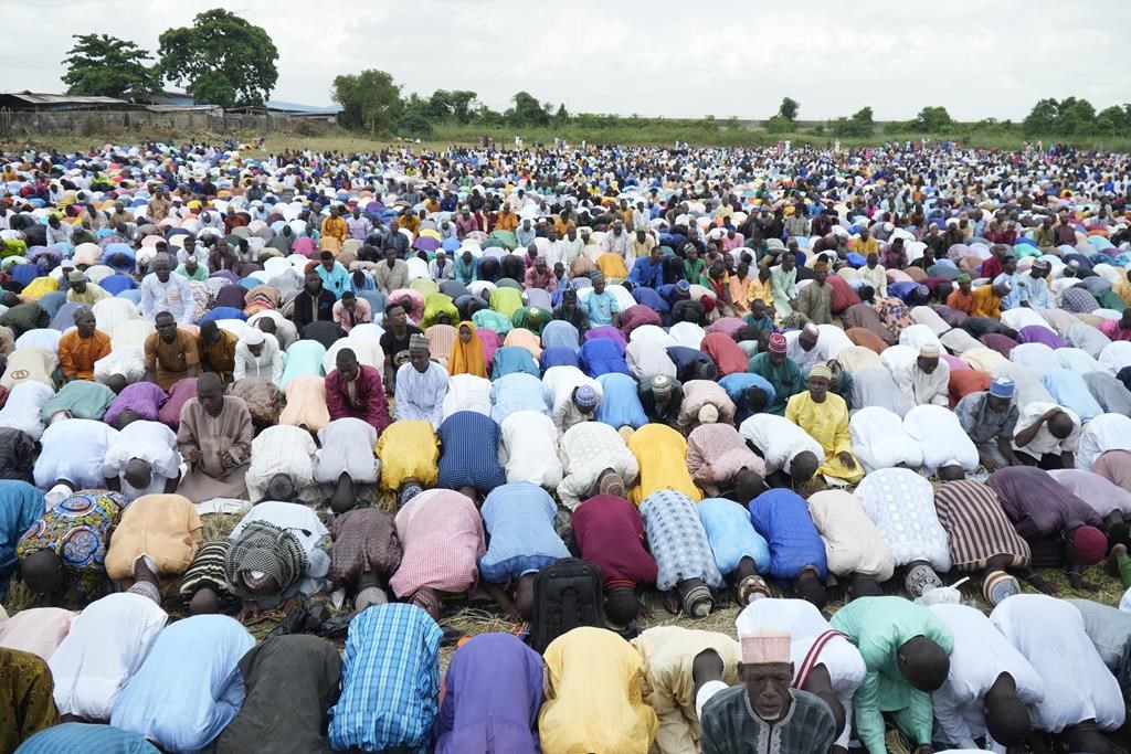 Muslims worldwide celebrate Eid al-Fitr in the shadow of Gaza's misery