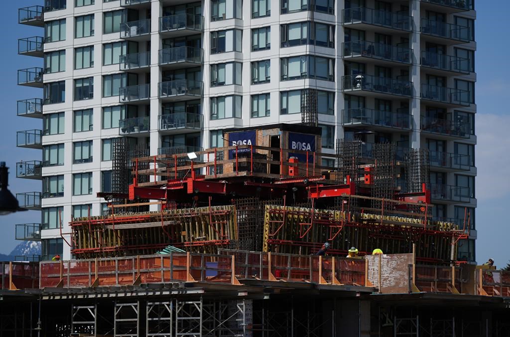 B.C. construction sector seeks support as workers shortage, late payments persist