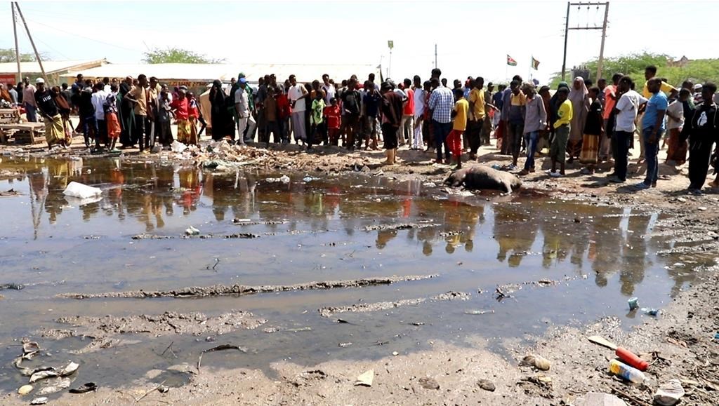 A bomb attack in northern Kenya kills 5 people near the border with Somalia