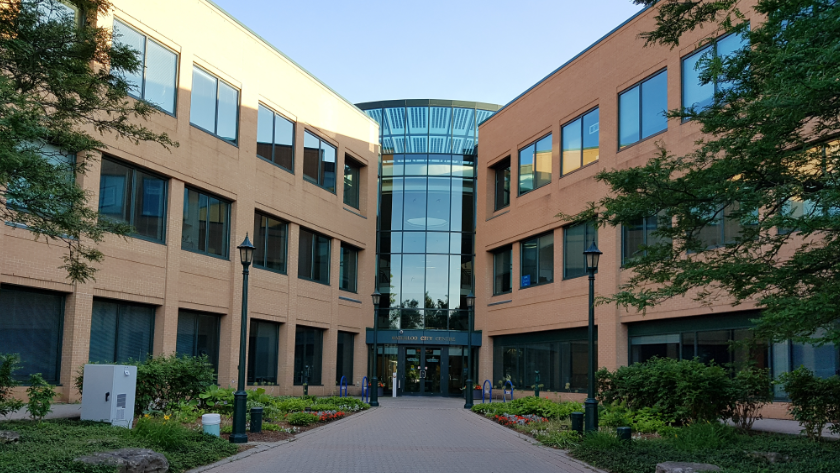 Waterloo city hall (file photo)