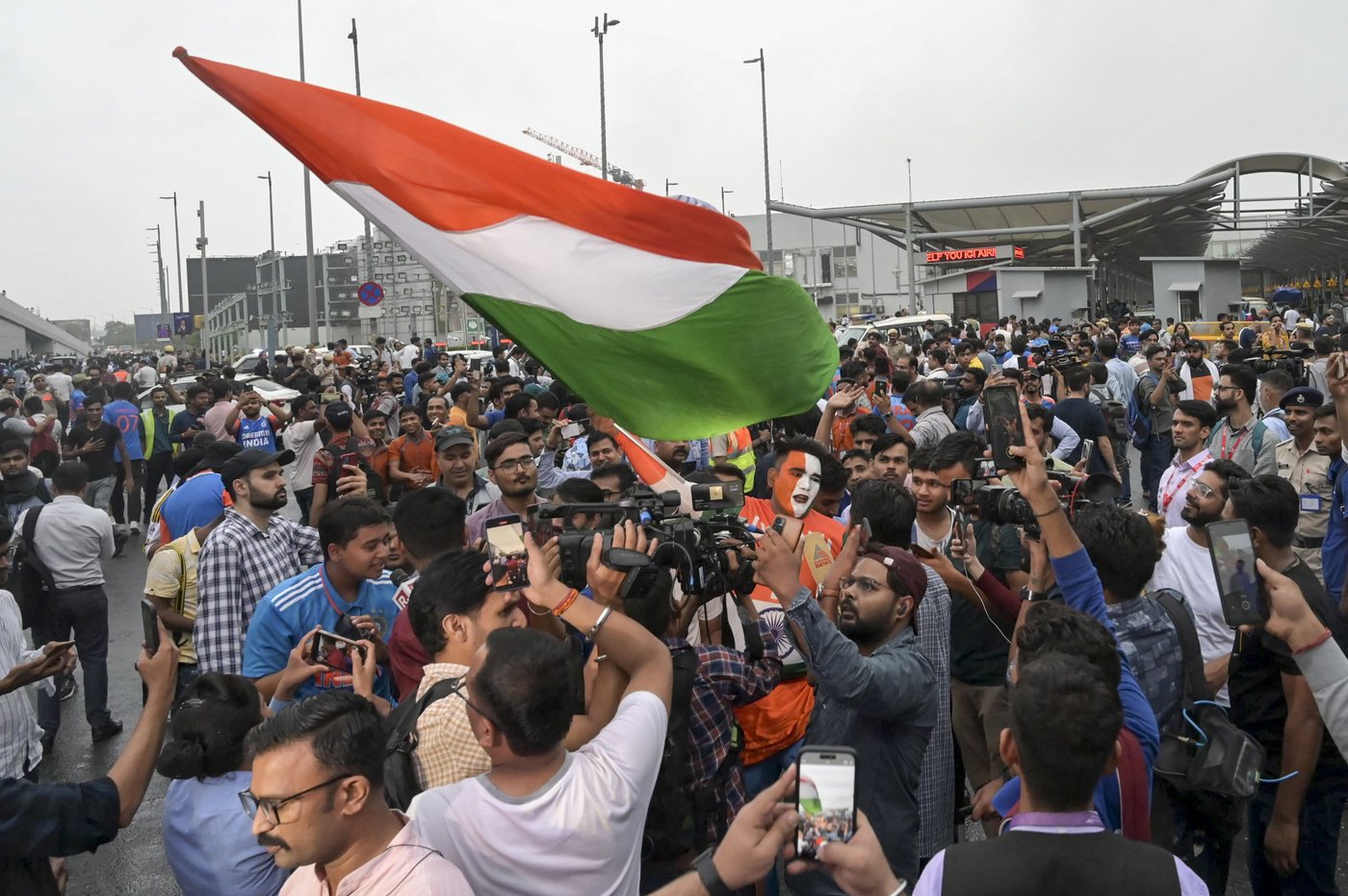 Jubilant Indian cricketers return home after winning the Twenty20 World Cup