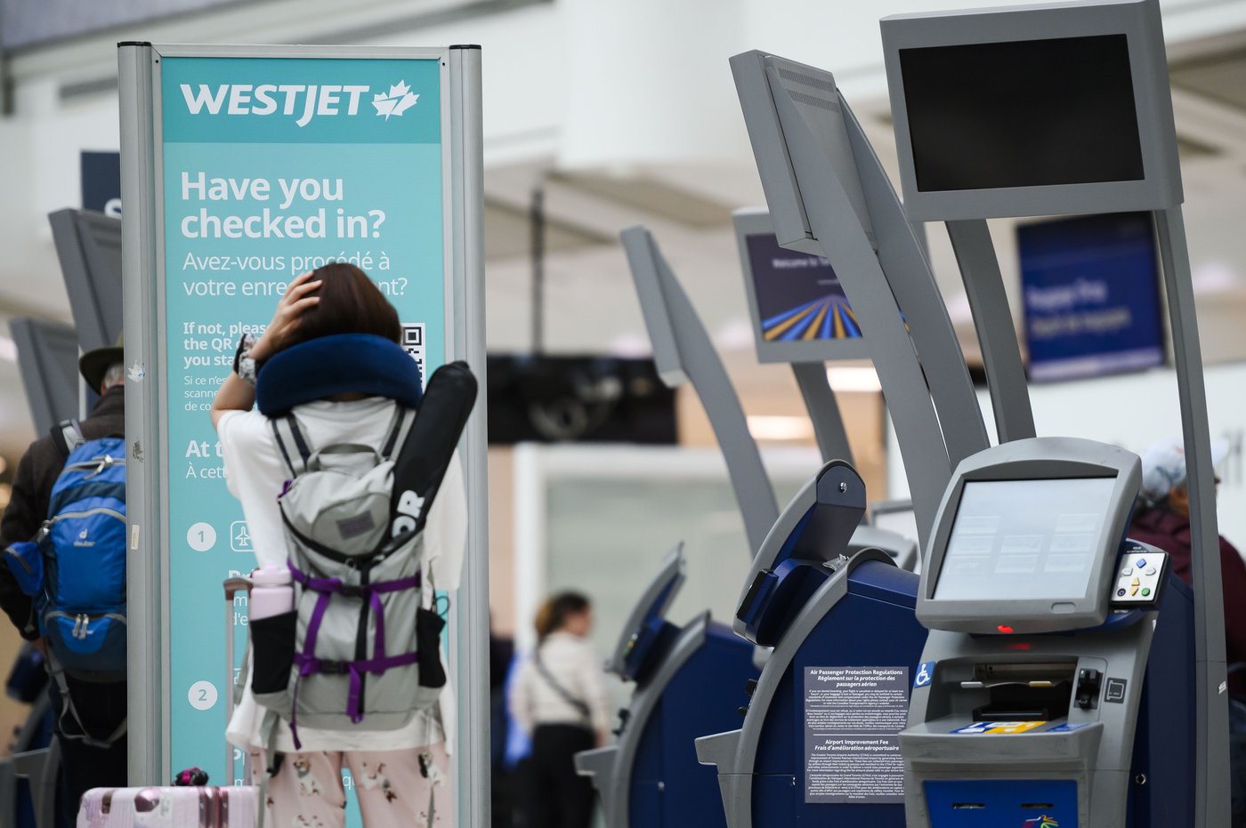 Customers frustrated with WestJet’s treatment during mechanics’ strike