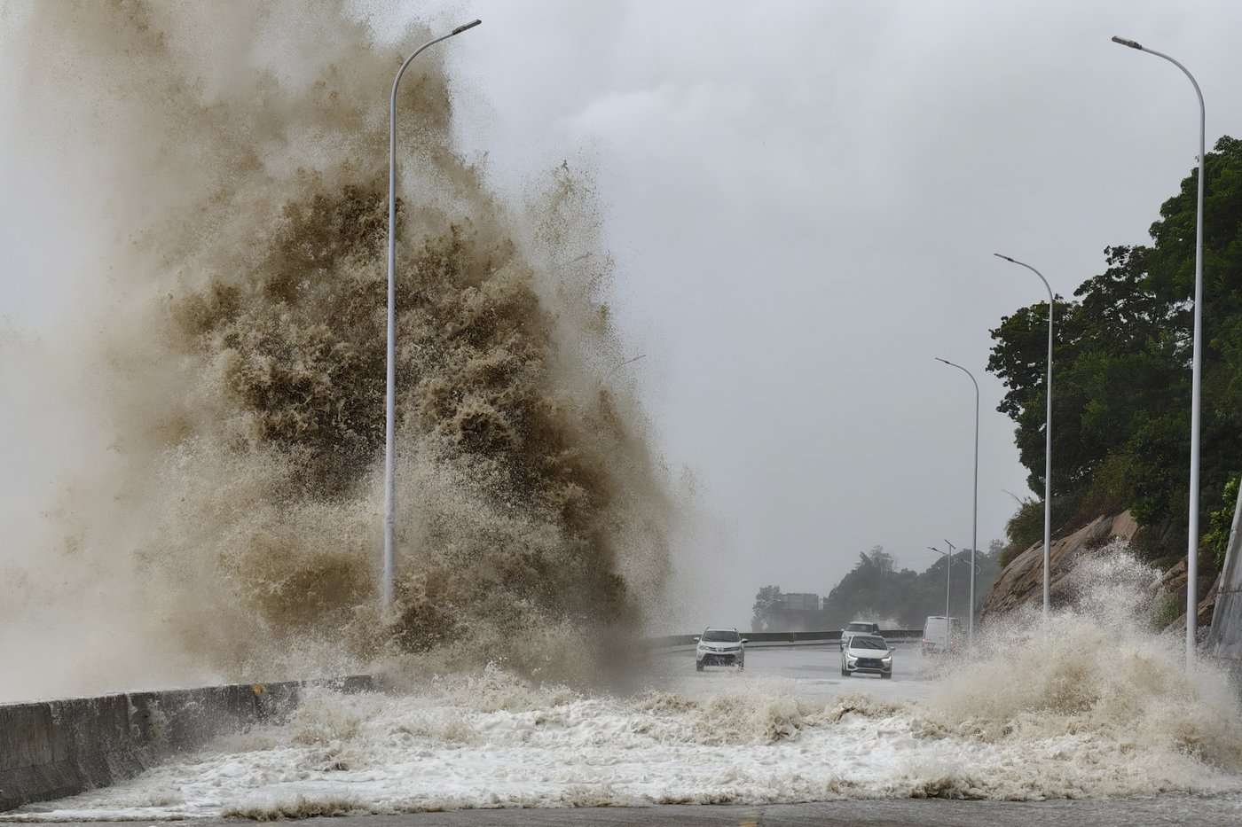 Typhoon Gaemi Hits China's Coast After Leaving 25 Dead In Taiwan And ...