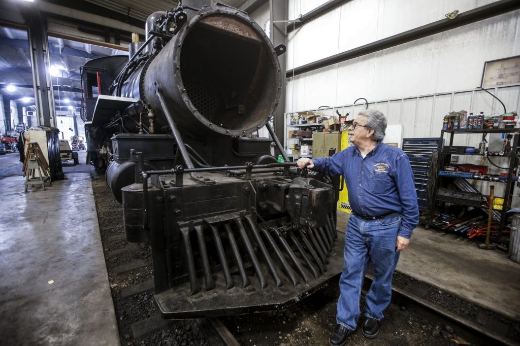 Volunteers aim to keep a 1882 steam locomotive chugging along in Manitoba