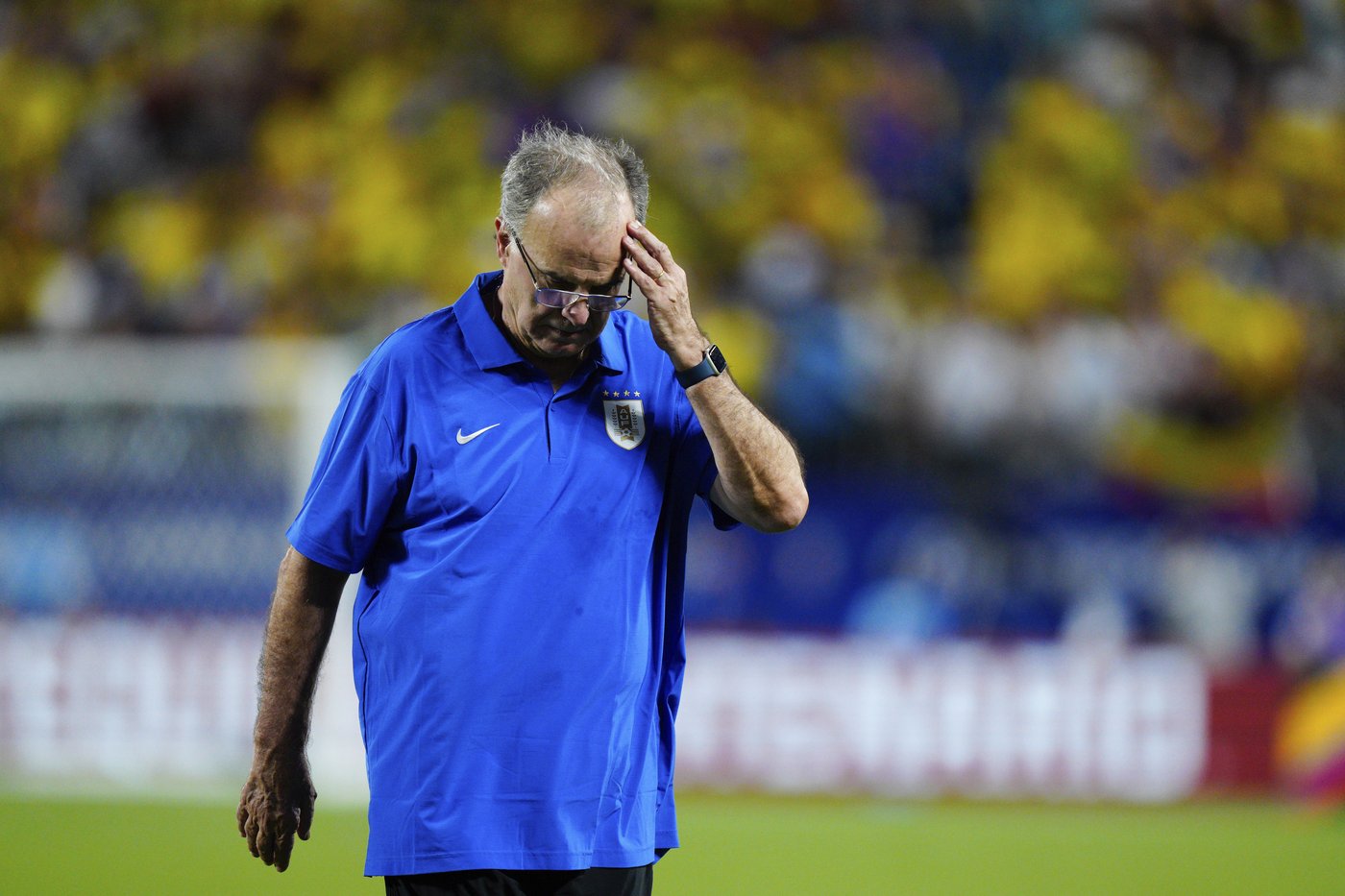 Uruguay coach Marcelo Bielsa says players deserve apology, not