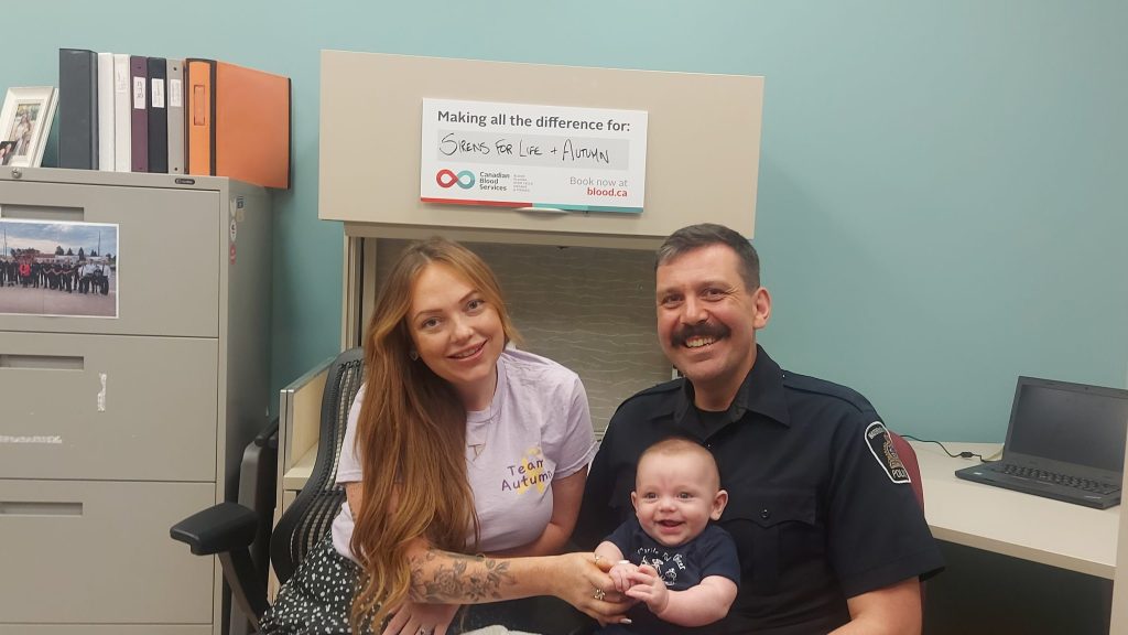 Sarah and Karl Dovick with son Jack at Canadian Blood Services Clinic in Waterloo August 6. (Justine Fraser, 570 NewsRadio.)