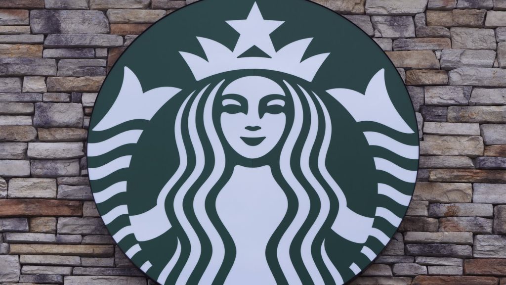 'Strong precedent': Union workers at Waterloo Starbucks get first collective agreement