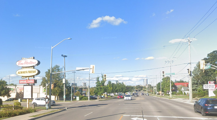 The intersection of Highland Road West and Lawrence Avenue in Kitchener. (Google Maps)