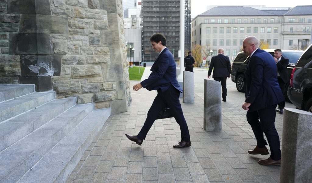 What you need to know as Trudeau fights to retain leadership of the Liberal party