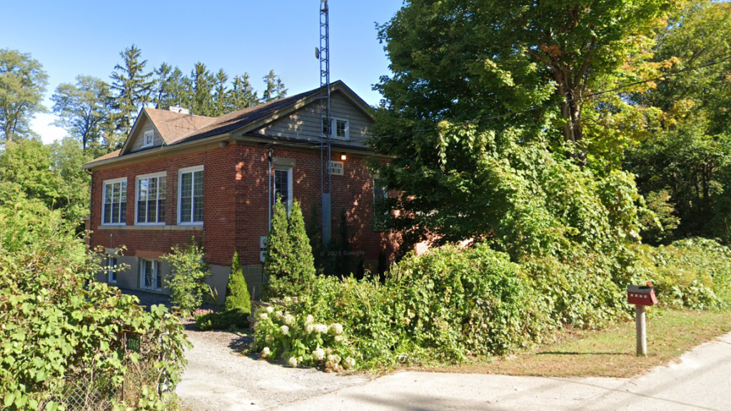 dickie settlement schoolhouse cambridge