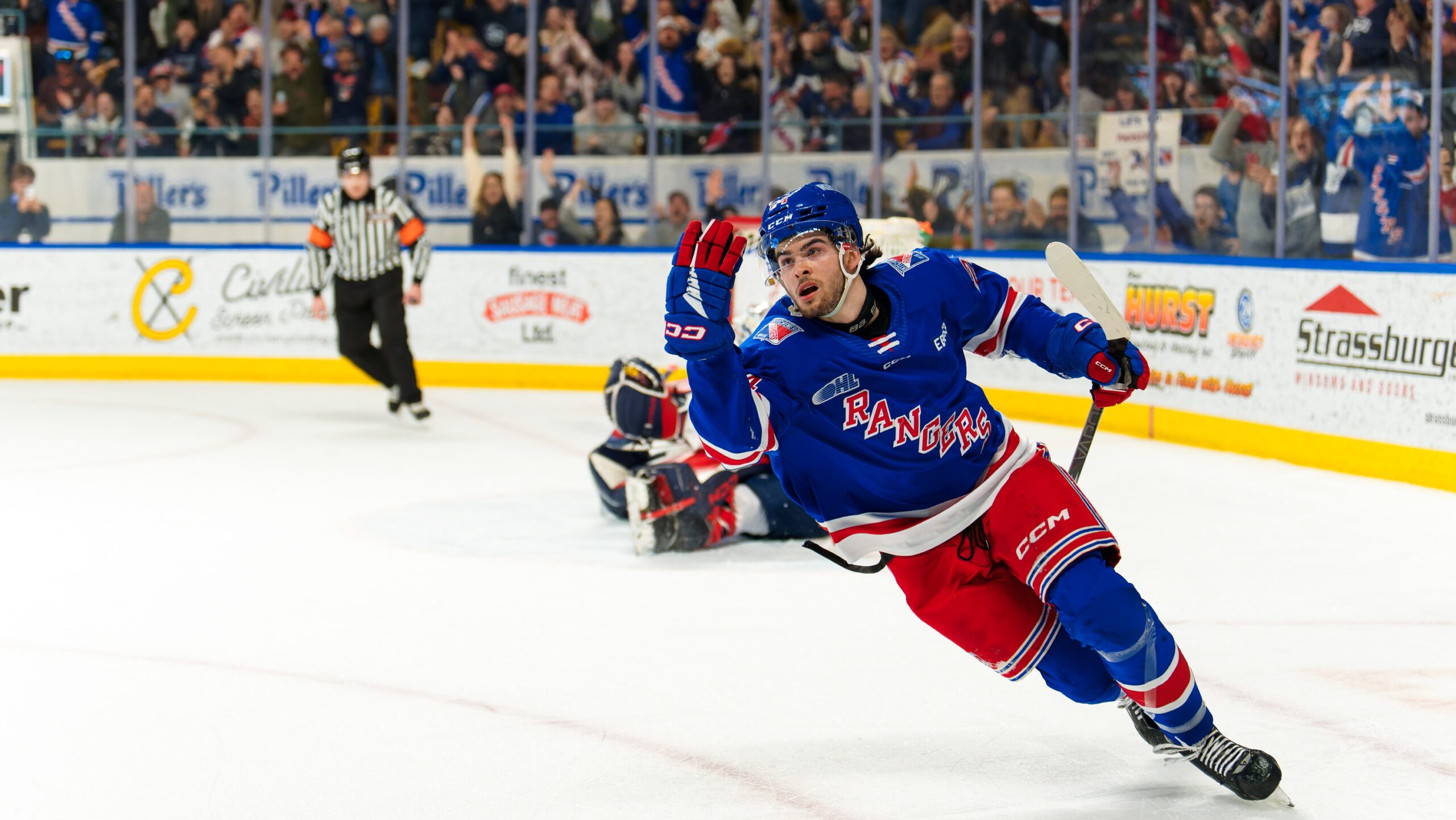 Rangers and Spitfires battle for top spot in Western Conference