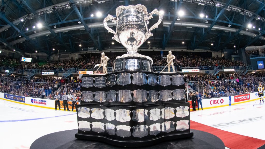 The Memorial Cup is displayed in a ceremony prior to the official puck drop in 2022. (Photo by Vincent Ethier/CHL)