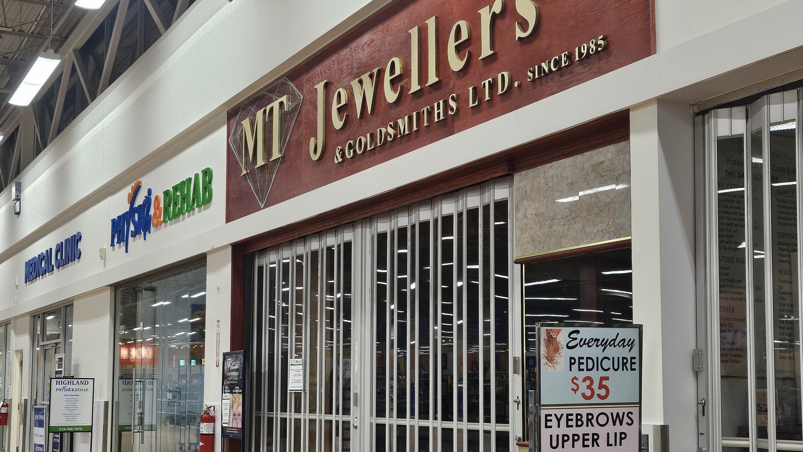 Jewellery store in Kitchener hit with a second smash-and-grab robbery