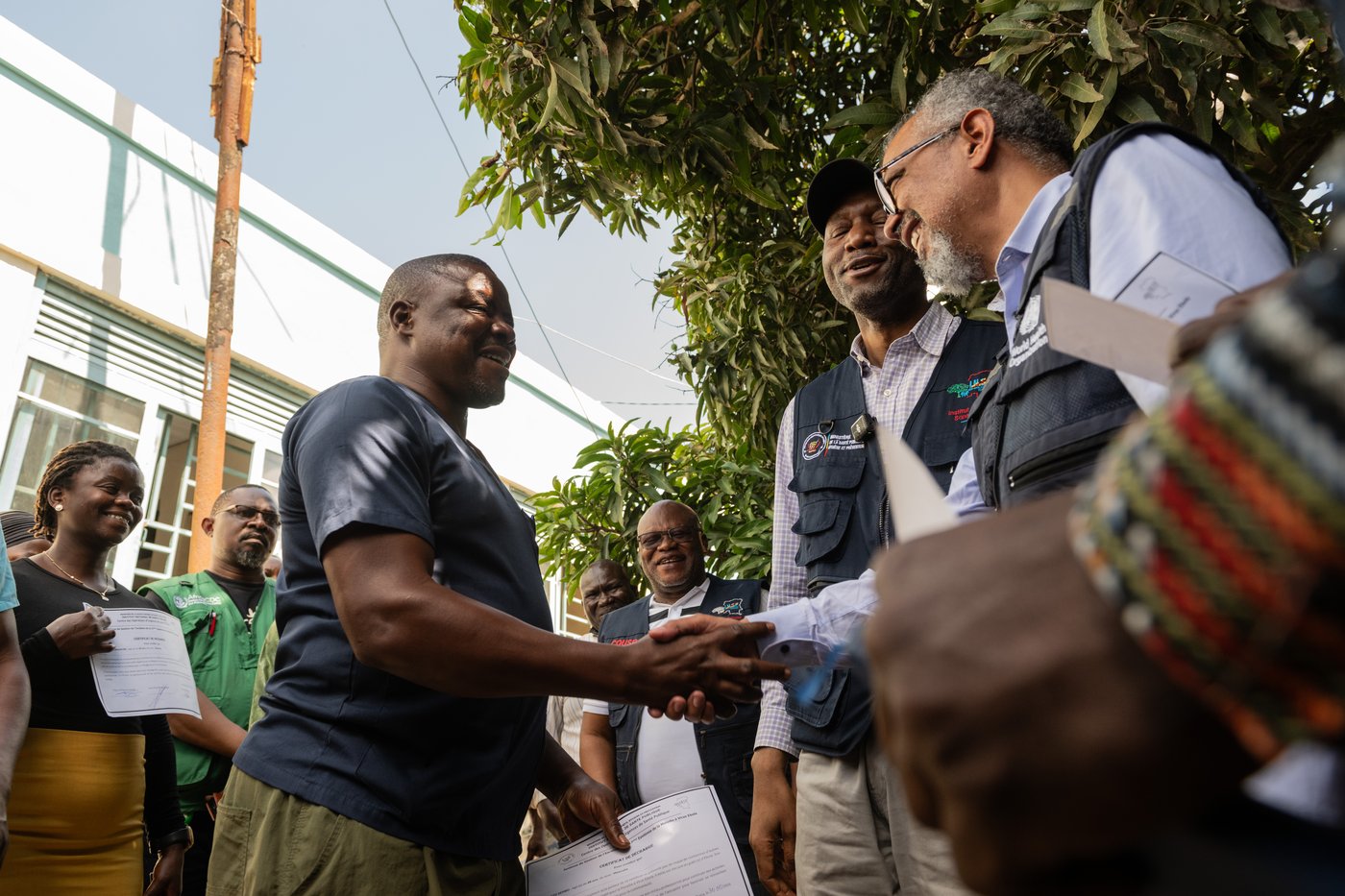 Ebola cases in Congo near 300 as more joyful stories from recovered medical workers emerge