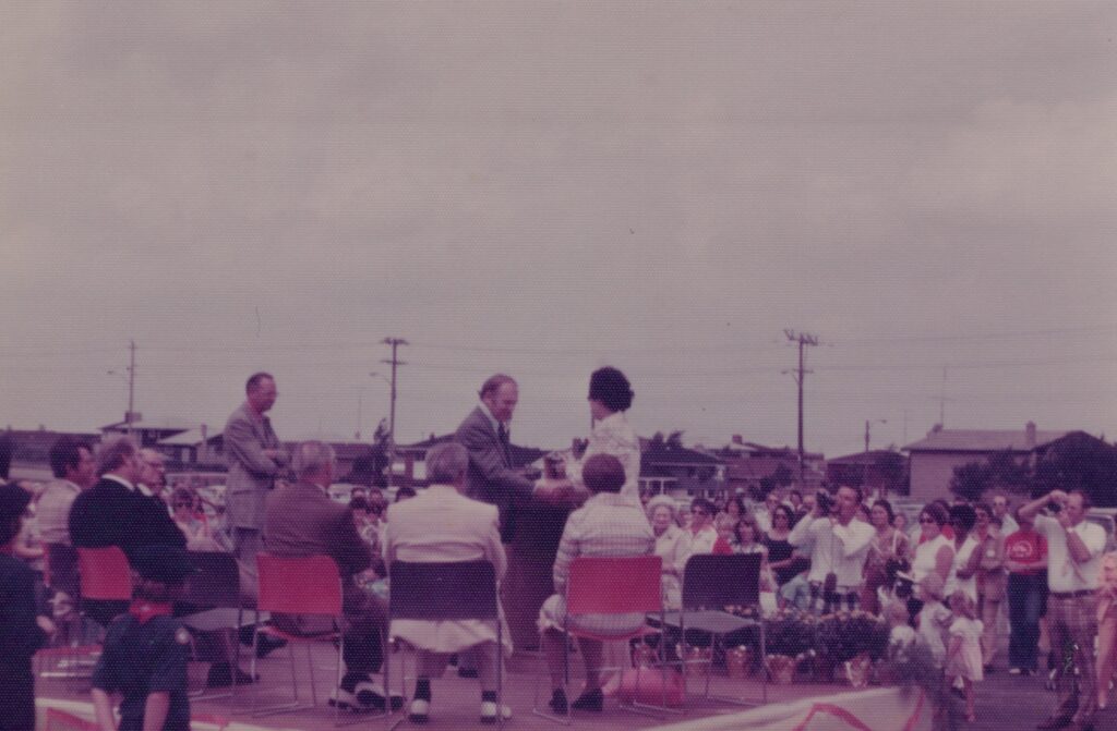 1976 opening ceremony at Forest Heights Library / Kitchener Public Library 1976 opening ceremony at Forest Heights Library / Kitchener Public Library