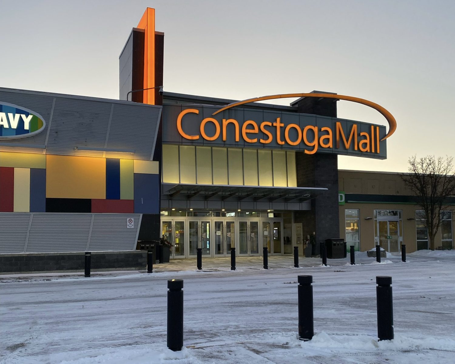 Three arrested in connection with armed robbery at Conestoga Mall (update)