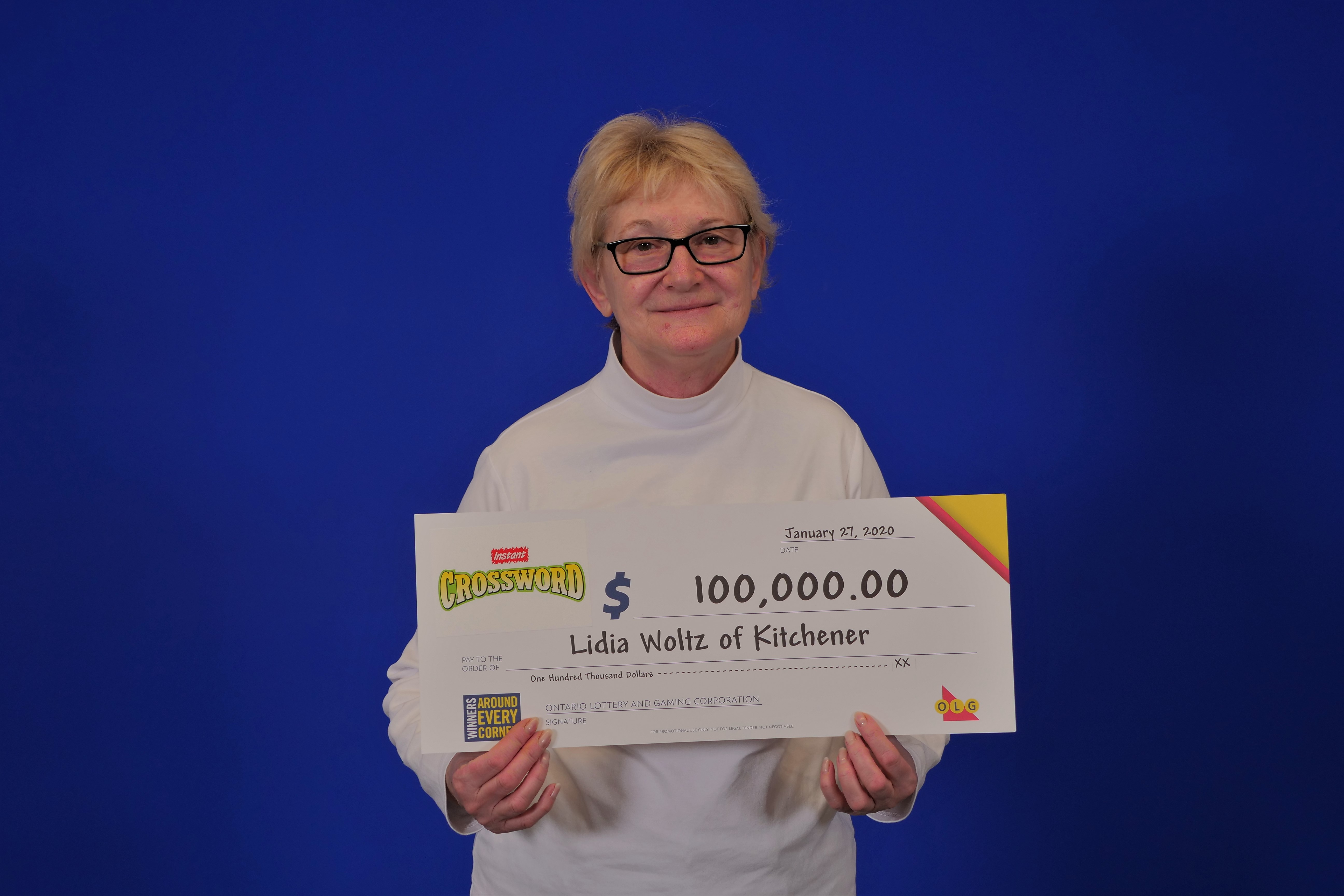 Kitchener Woman Wins $100K On Instant Lottery Ticket